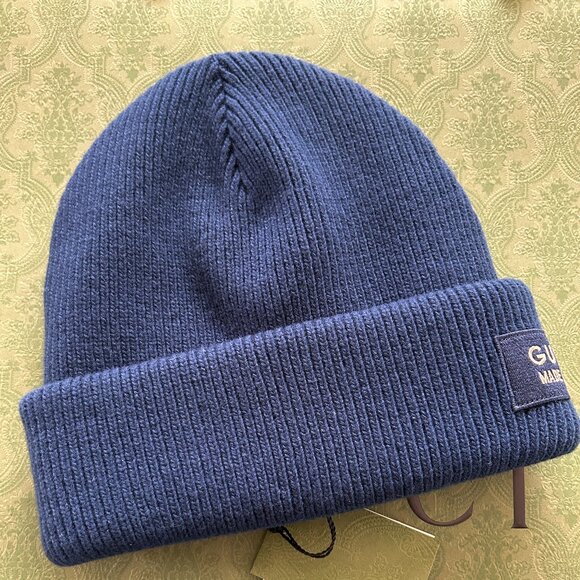 NWT Gucci Patch Beanie Hat size M 772562